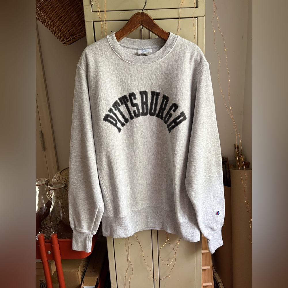 Champion Reverse Weave Crewneck Sweatshirt - Picture 1 of 9